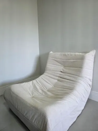 poltrona em bucle off-white