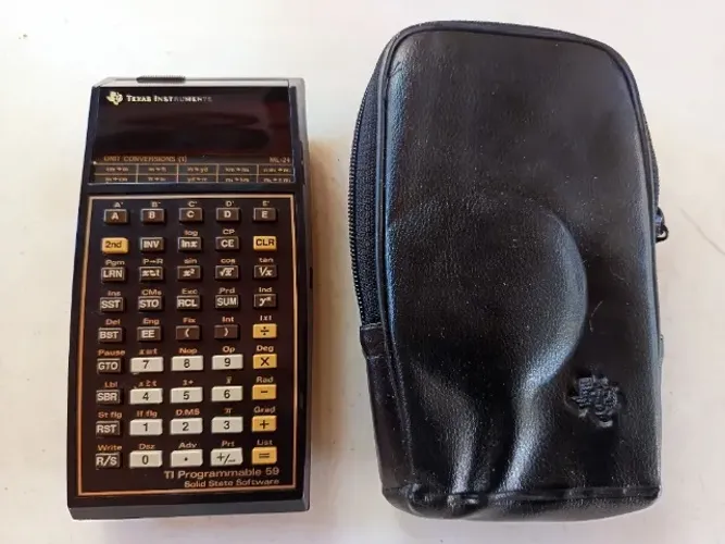 Calculadora Rara Vintage Texas Instruments TI Programmable 59 Com Estojo
