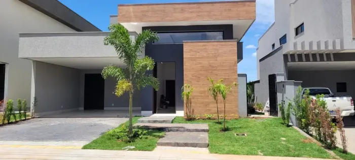 Casa de Alto Padrão no Parqville Jacarandá Aparecida de Goiânia