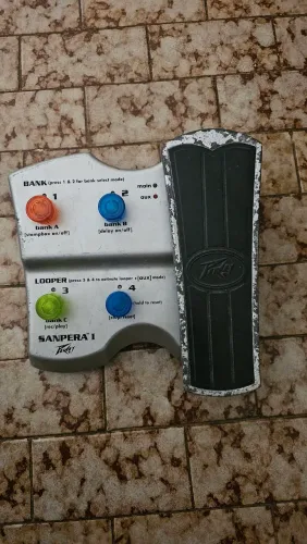 Pedal Sampera I peavey footswitch vypyr