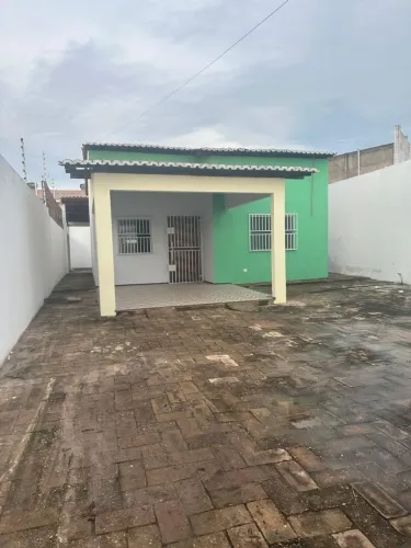 Vende-se casa em Santa Inês Ma.  no  bairro São Cristóvão, na rua Santa fé número 47