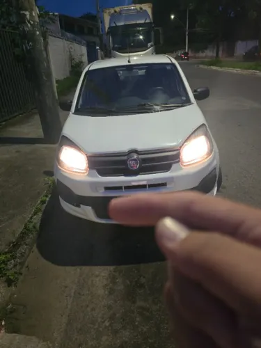 Fiat Uno Attractive 1.0 EVO Fire Flex 8V 5P 2019