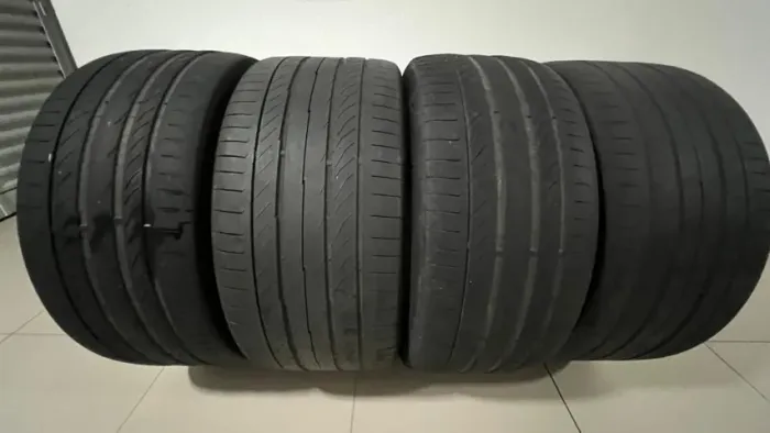 02 UN DO PNEU 295/35R21 CONTINENTAL SPORT 02 UN DO PNEU 265/40R21 CONTINENTAL SPORT