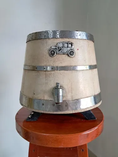 Barril antigo de vinho
