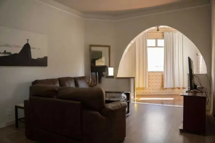 Apartamento : Padrão / Residencial / Glória