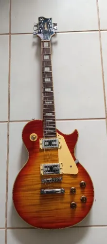Troco Guitarra Golden em controlador 49/61 teclas