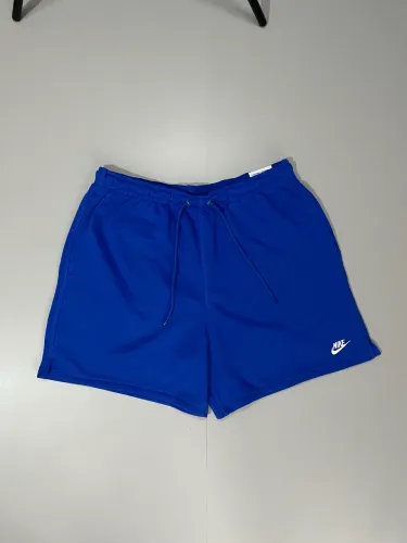 Bermuda Nike Club