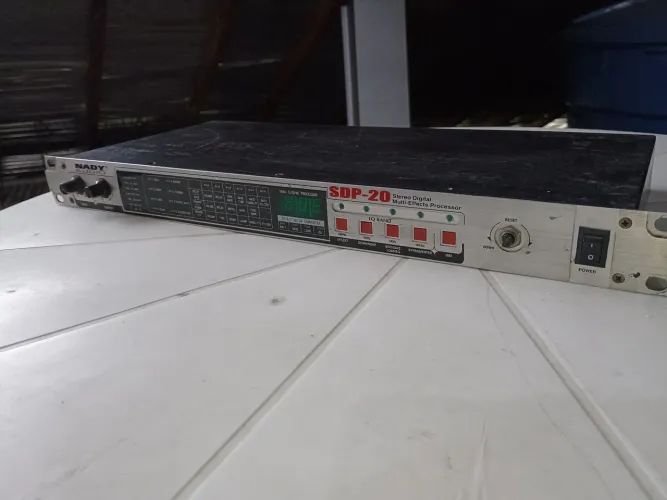 Efeitos para estrumentos ,e voz