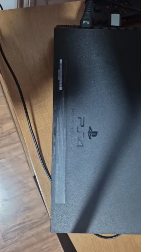 Ps4 + 2 manetes