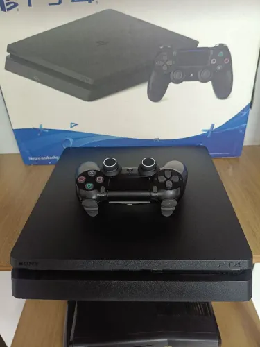Ps4 slim disponível na nossa loja