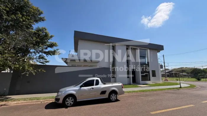 Imovel em condominio fechado com 3 dormitórios sendo 3 suite