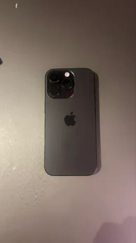 iPhone 16 Pro
