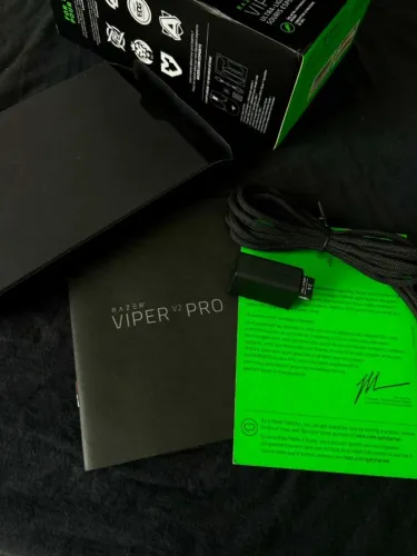 Razer Viper V2 Pro - Completo | Estado de conservação excelente | LEIA