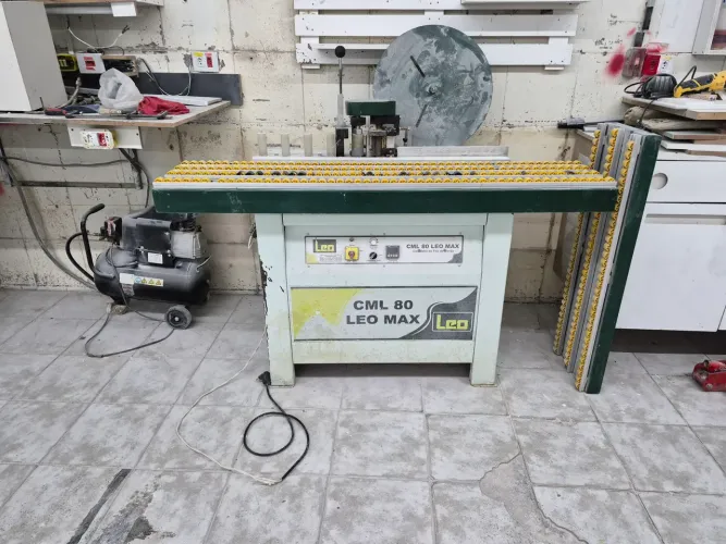Coladeira de fita de Bordo CML 80 - Léo