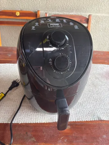 Air fryer Home Land preta nova com garantia.