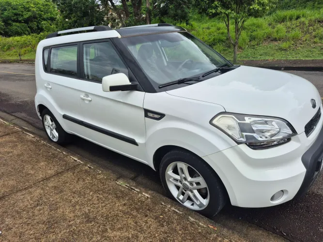 Kia Motors Soul 1.6/ 1.6 16V Flex Aut. 2012