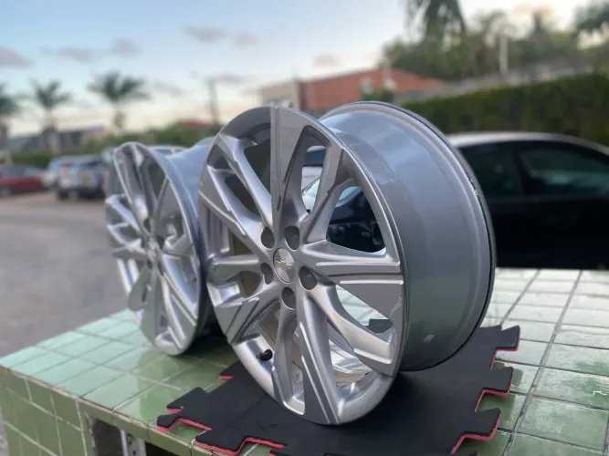 JOGO DE RODAS ARO 17 $1650,00