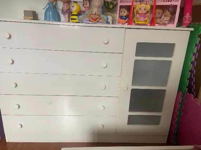 Cômoda branca. 100%mdf