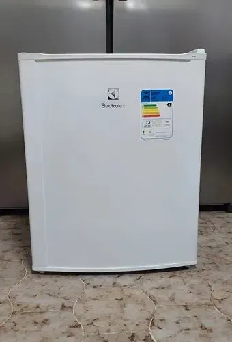 Frigobar electrolux RE80
