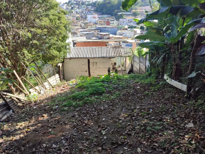 VENDE-SE KITNET COM TERRENO (Abertos a proposta).