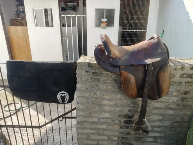 Vendo sela tipo Australiana