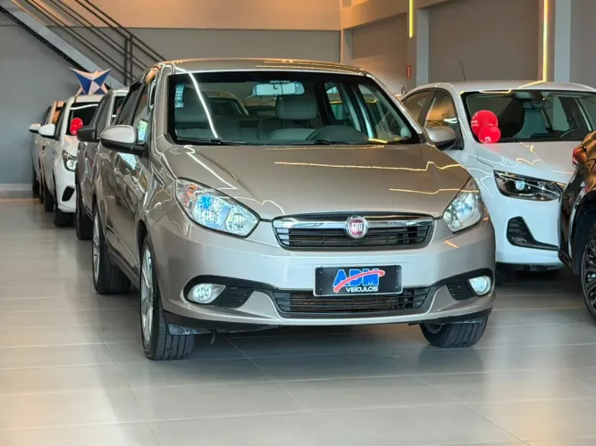 Fiat Siena Essence 1.6 Flex 16V 4P 2015