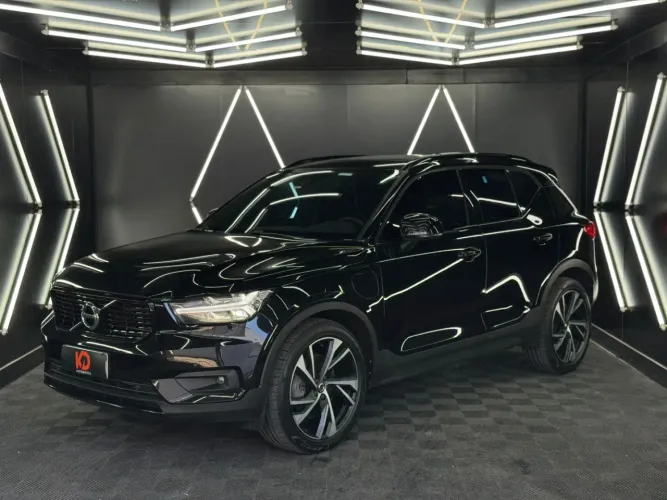 Volvo XC40 XC 40 T-5 Híbrido R-design 1.5 262cv FWD 2021