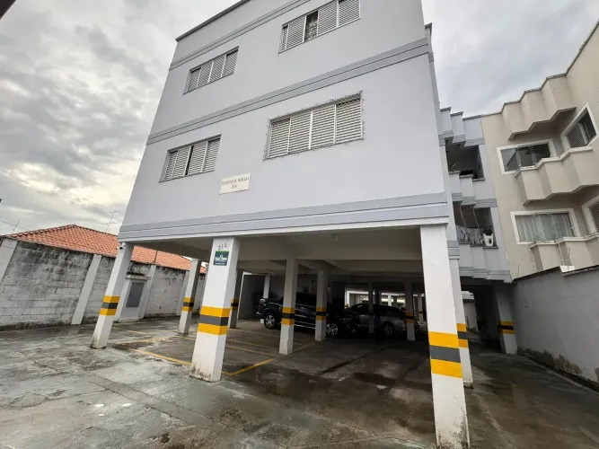 OPORTUNIDADE REAL NO CENTRO DE ARAXÁ!