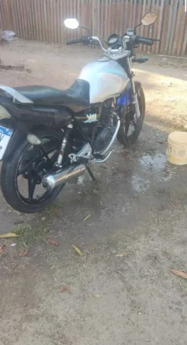 Vendo Suzuki yes legalizada