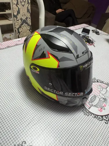 Capacete LS2