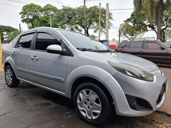 Ford Fiesta Sed. 1.6 8V Flex 4P 2011