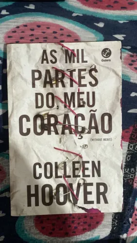 Livro Collen Hoover