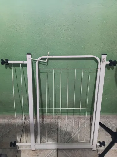 Portão Pet Grade Para Cachorro 68cm A 78cm Cercado de Proteção Promoção