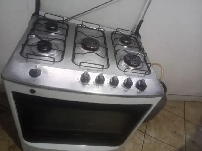 Fogão 5 bocas
