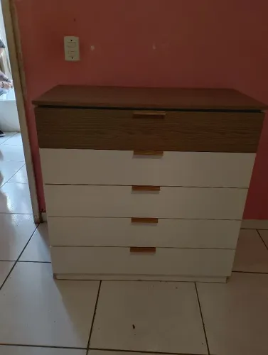 Vendo cômoda