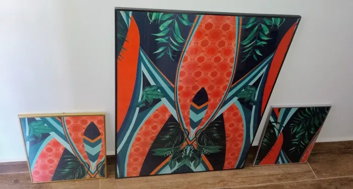 Trio de Quadros moldura de Alumínio e Vidro Medidas 70x90 menores 35x40 