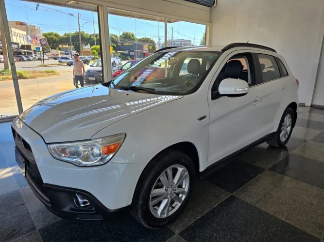 Mitsubishi ASX 2.0 16V 4X4 160cv Aut. 2012
