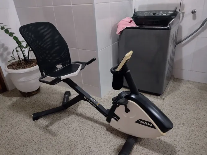 Bike ergométrica vertical Domyos VA510
