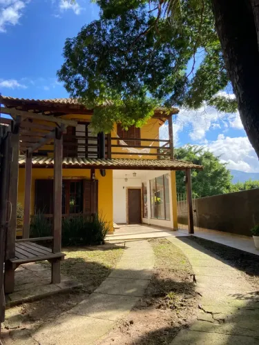 Imóvel para venda com 175 metros quadrados com 3 quartos em Samambaia - Petrópolis - RJ