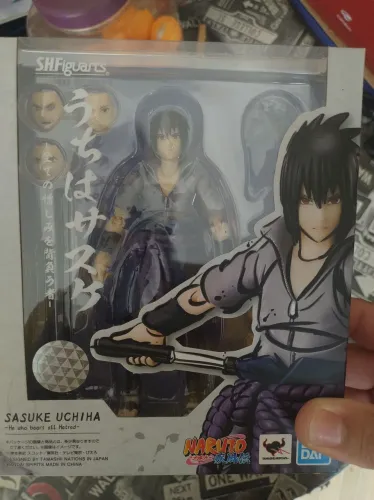 Sasuke sh figuarts original