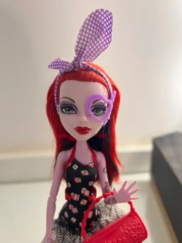 Monster High Operetta dance class