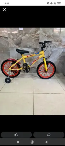 Bicicleta infantil amarela