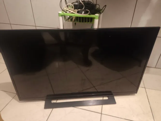 Tv para conserto 