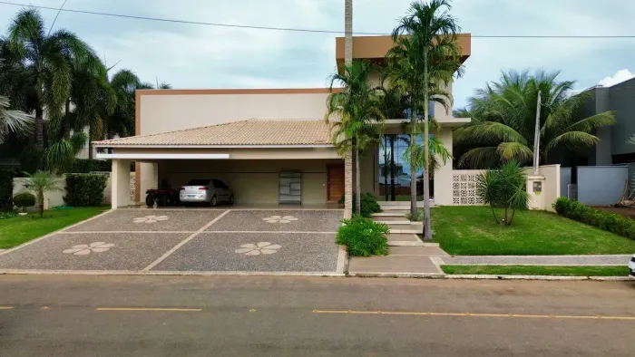 Casa em Condomínio Alto Padrão no Residencial Polinésia