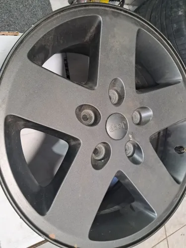 Rodas aro 17 Jeep preta fosca originais 5x127 usadas
