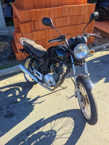 Yamaha YBR 125ed 2005 partida