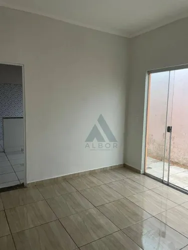 Casa com 2 dormitórios à venda, - Vila Carvalho - Itapetininga/SP.