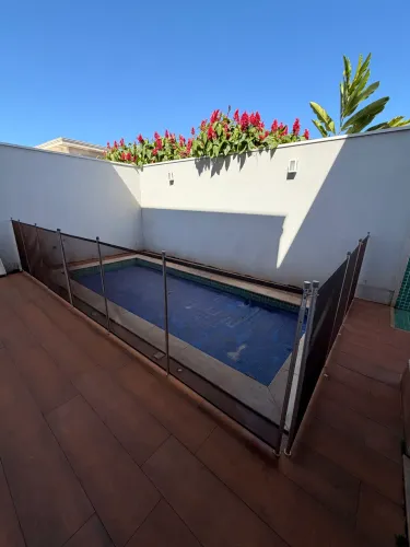 Cerca para proteção de piscina