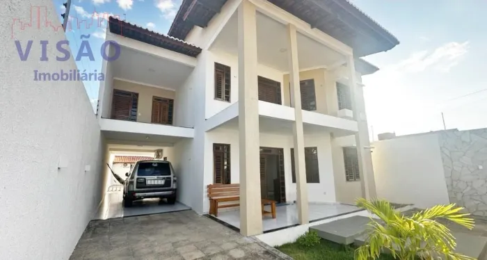 VENDE-SE CASA DUPLEX MOBILIADA NO BAIRRO NOVA BETÂNIA