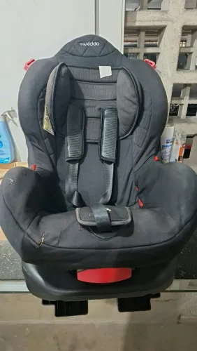 Cadeirinha de carro marca Kiddo